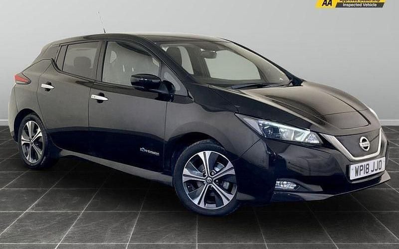 Black Used 2018 Nissan Leaf Hatchback | £6,995 (Fair price) - Image 1/2