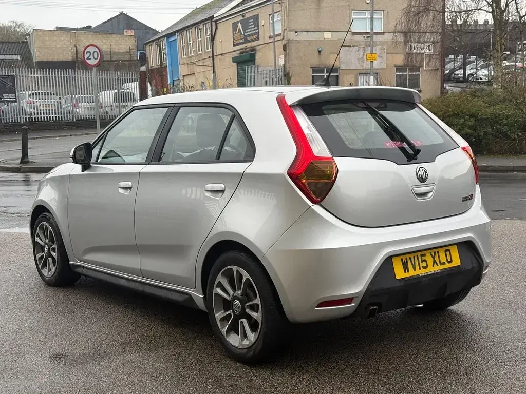 Used MG MG3 2015 Silver Hatchback