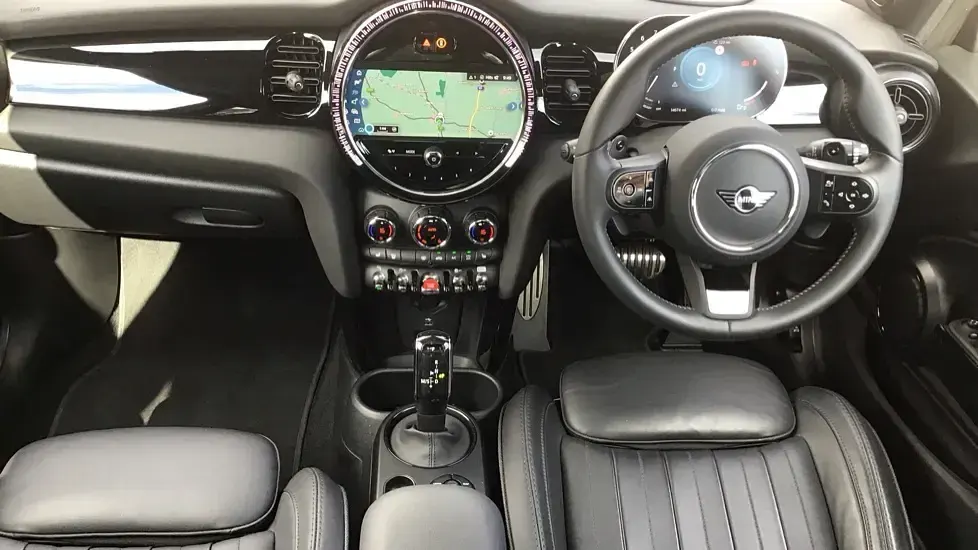 Used Mini John Cooper Works Hatch 228 HP (167 kW) 2023 Green Hatchback