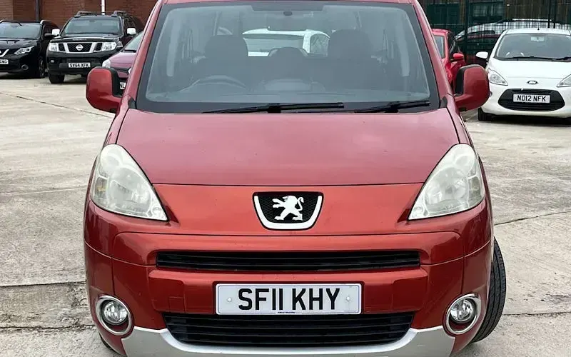 Used Peugeot TePee S 92 HP (67 kW) 2014 Estate