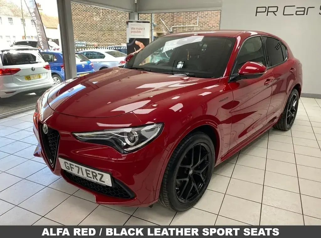 Used Alfa Romeo Stelvio Veloce 280 HP (205 kW) 2021 Red SUV