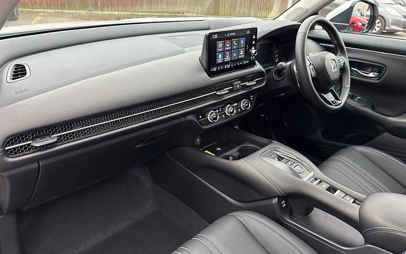 Used Honda ZR-V Advance 184 HP (135 kW) 2025 White SUV