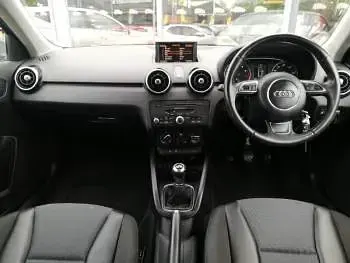 Begagnad Audi A1 Sport 86 HK (63 kW) 2013 Svart Halvkombi