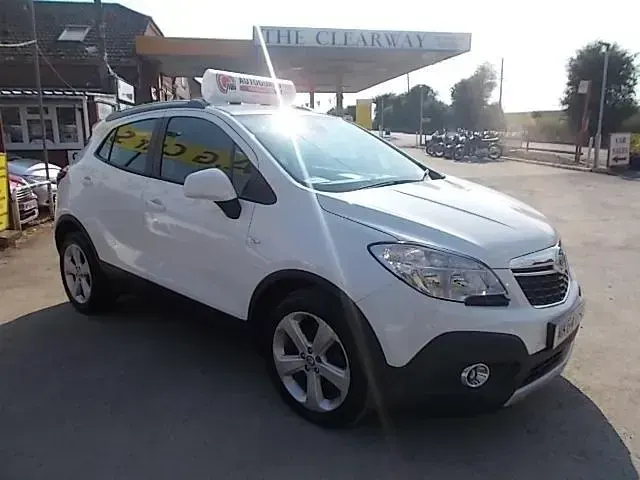 Used Vauxhall Mokka 130 HP (95 kW) 2014 White SUV