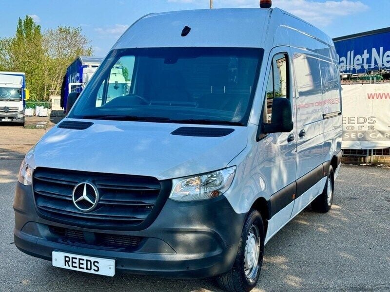White Used 2020 Mercedes Sprinter Progressive Van | £16,590 (Expensive) - Image 1/4
