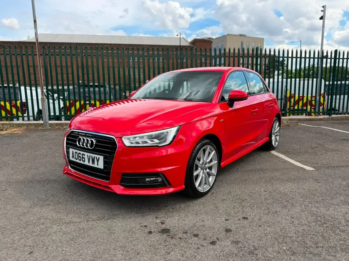 Used Audi A1 S-Line 125 HP (91 kW) 2016 Red Hatchback