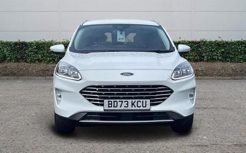 Begagnad Ford Kuga Titanium 150 HK (110 kW) 2023 SUV