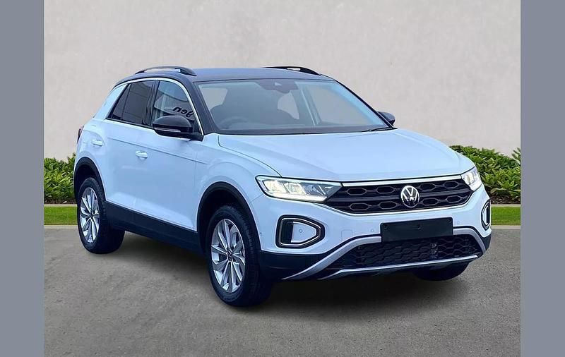 Other New 2025 VW T-Roc Match SUV | £28,399 (Fair price) - Image 1/4