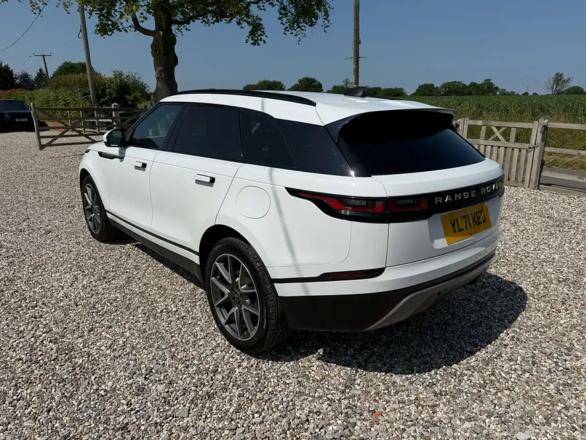 Gebraucht Land Rover Range Rover Velar HSE 404 PS (297 kW) 2021 Weiß SUV