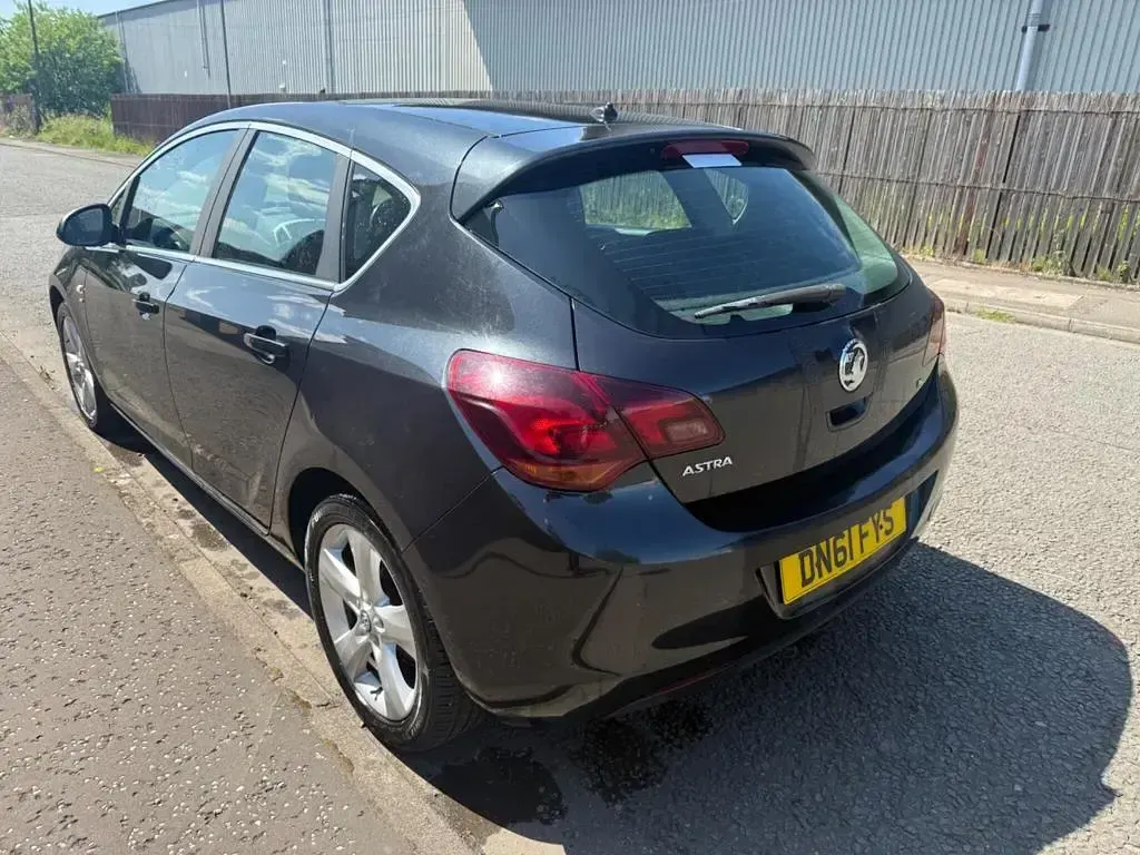 Used Vauxhall Astra SRi 2011 Black Hatchback