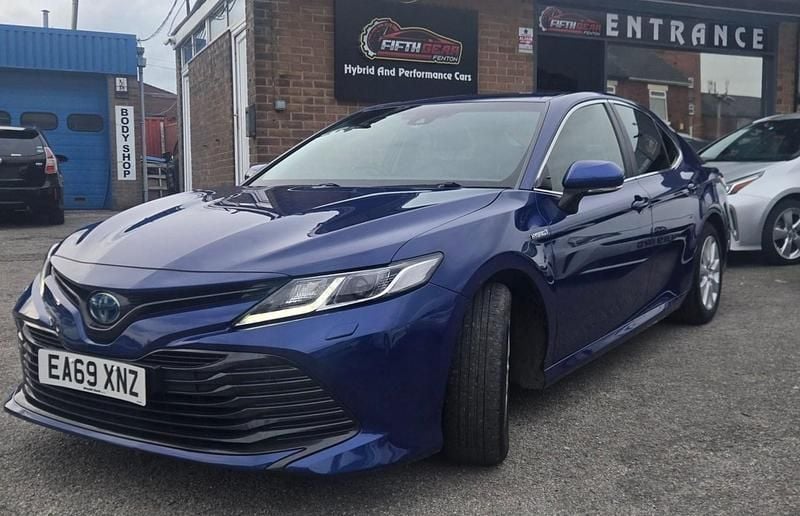 Used Toyota Camry Design 218 HP (160 kW) 2019 Blue Sedan