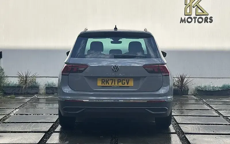 Used VW Tiguan Active 150 HP (110 kW) 2021 Grey SUV