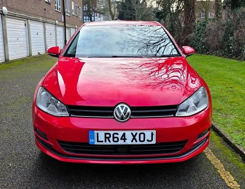 Used VW Golf VII Match 122 HP (89 kW) 2014 Red Hatchback