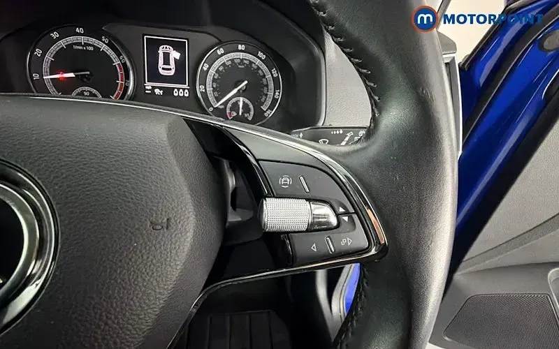 Used Skoda Karoq SE Technology 116 HP (85 kW) 2020 Blue SUV
