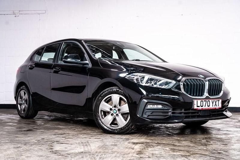 Used BMW 118 Comfort Edition 150 HP (110 kW) 2021 Black Hatchback