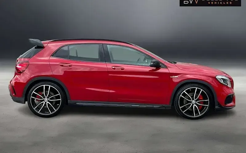 Begagnad Mercedes GLA45 AMG Premium 381 HK (280 kW) 2019 SUV