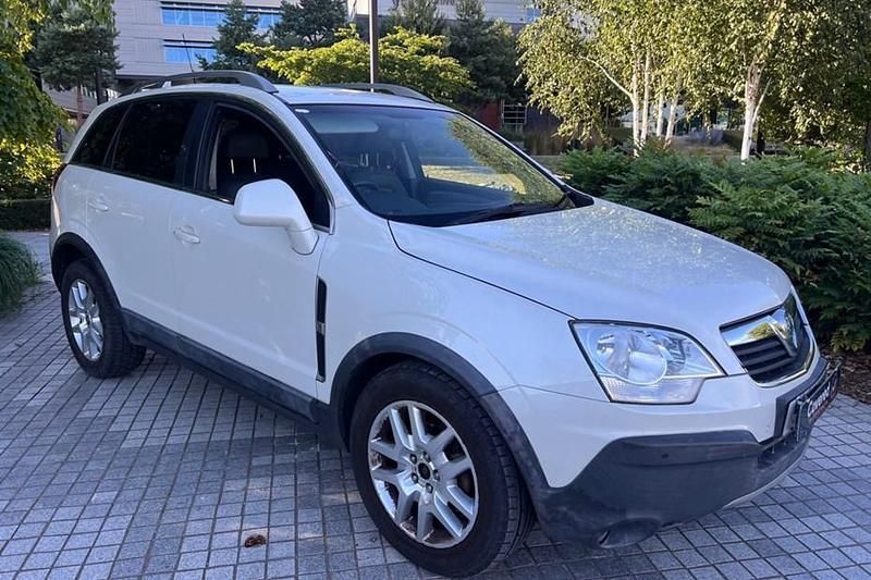 White Used 2010 Vauxhall Antara SUV | £1,650 (Super price) - Image 1/1