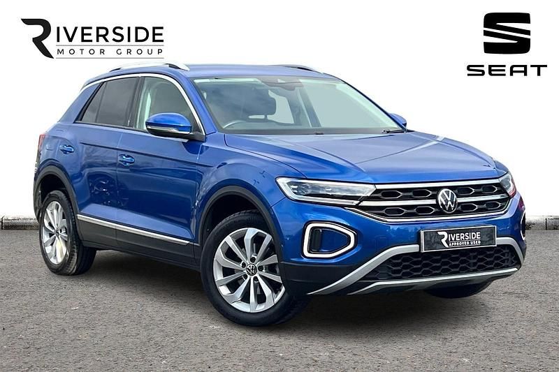 Used VW T-Roc Style 150 HP (110 kW) 2022 Raveena blue SUV