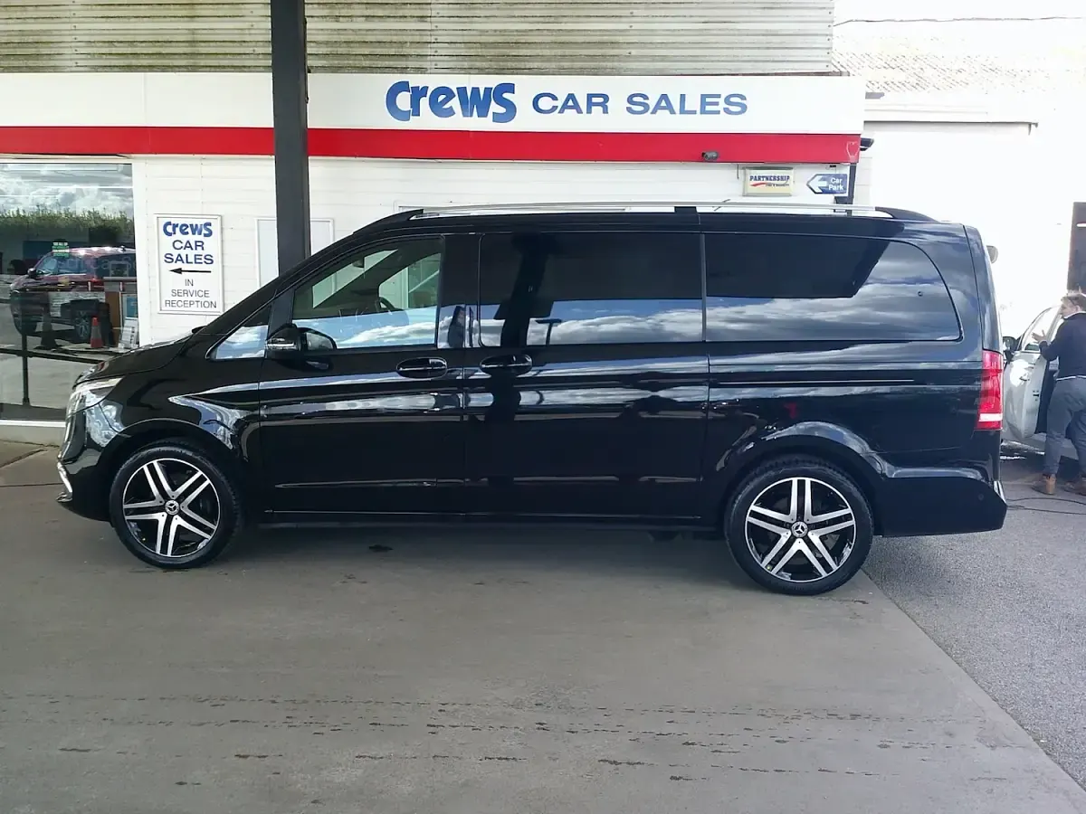Used Mercedes V220 163 HP (119 kW) 2023 Black MPV