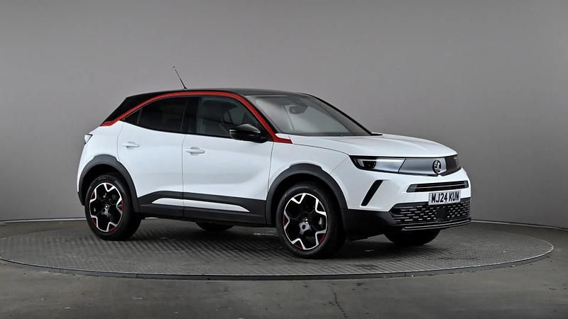 White Used 2024 Vauxhall Mokka SUV | £17,398 (Fair price) - Image 1/4