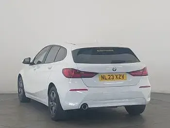 Used BMW 116 Comfort Edition 116 HP (85 kW) 2023 White Hatchback