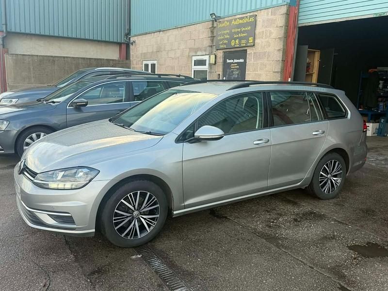 Used VW Golf VII SE 150 HP (110 kW) 2019 Silver Estate