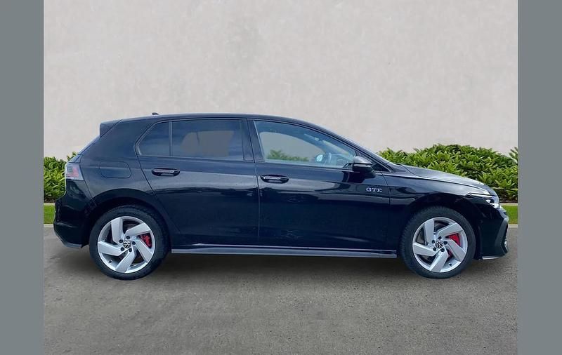 Used VW Golf VIII GTE 272 HP (200 kW) 2025 Black Hatchback