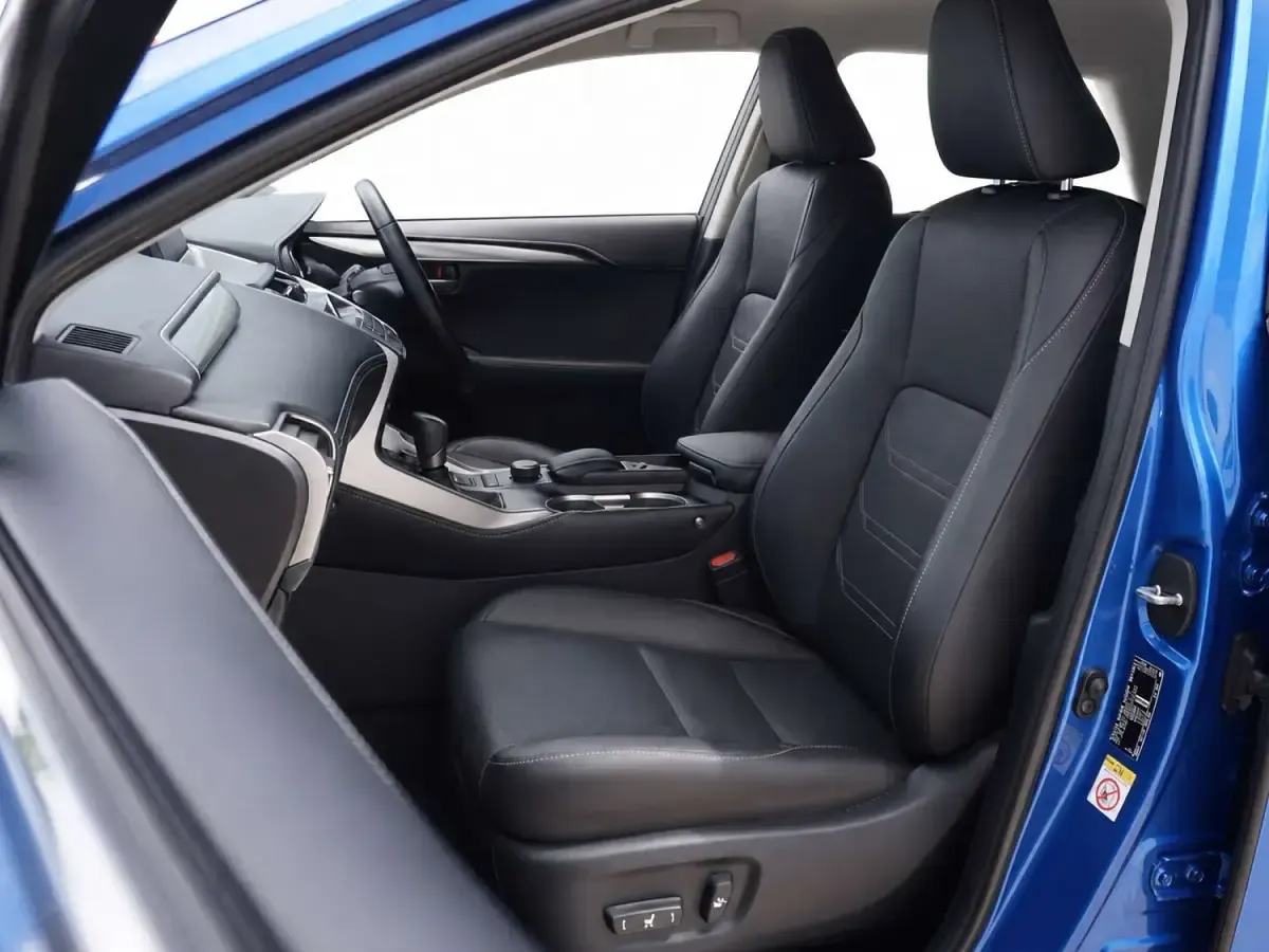 Used Lexus NX300h Luxury Line 2016 Blue SUV
