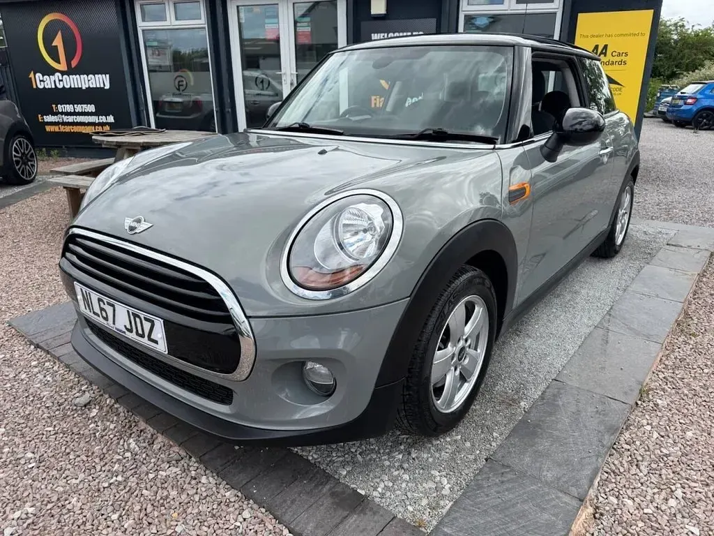 Used Mini Cooper Hatch 136 HP (100 kW) 2017 Grey Hatchback