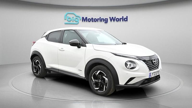 Used Nissan Juke N-Connecta 143 HP (105 kW) 2023 White SUV
