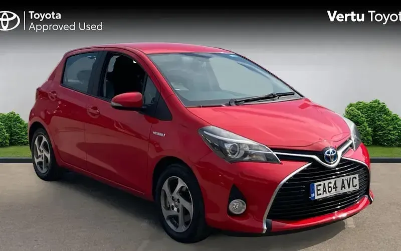 Gebraucht Toyota Yaris Hybrid 101 PS (74 kW) 2016 Kleinwagen