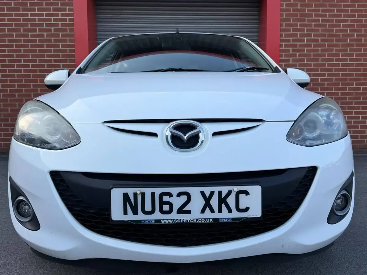 Used Mazda 2 Edition 2012 White Hatchback