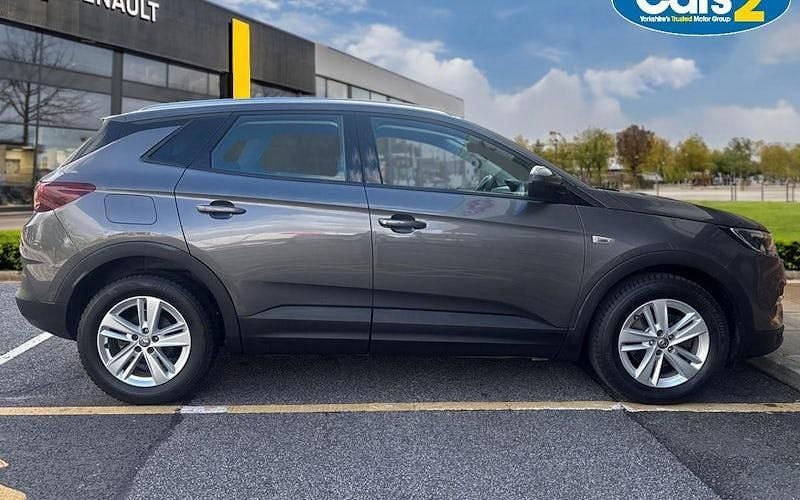 Used Vauxhall Grandland X 131 HP (96 kW) 2019 Grey SUV