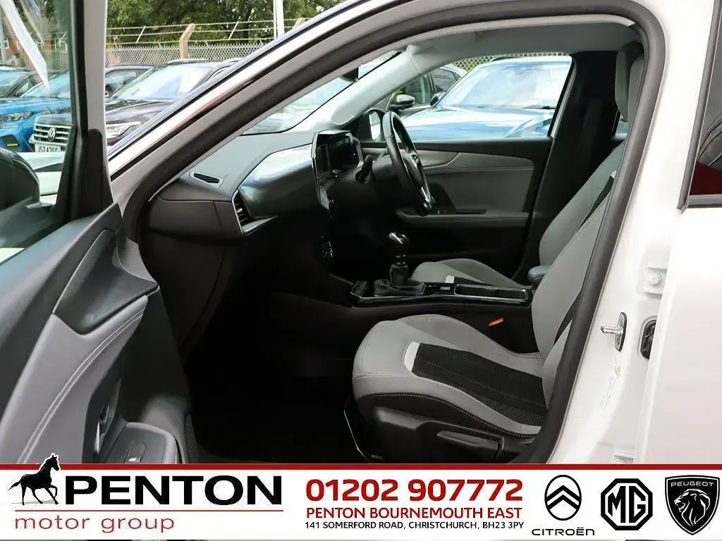 Used Vauxhall Mokka Edition 130 HP (95 kW) 2022 White SUV