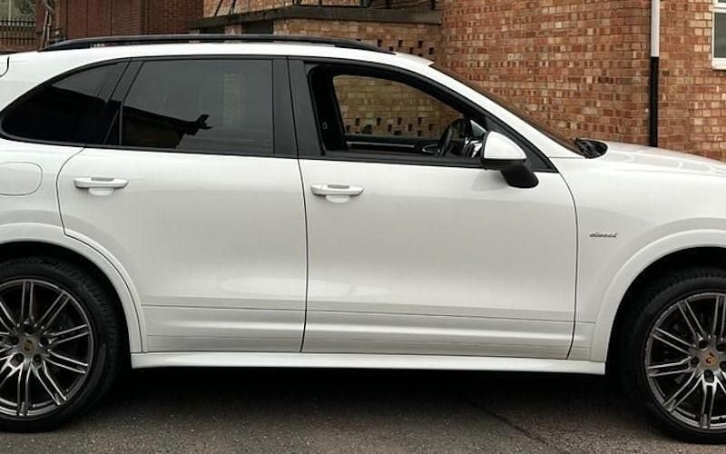 Used Porsche Cayenne Platinum Edition 245 HP (180 kW) 2014 SUV