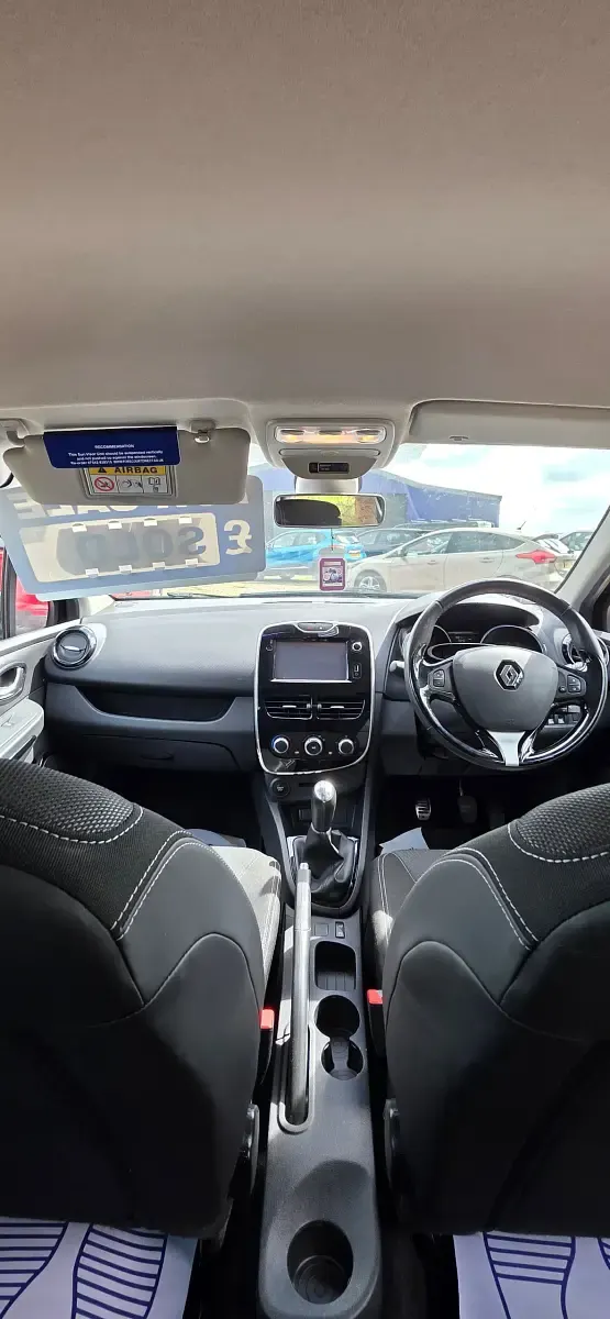 Used Renault Clio Dynamique 75 HP (55 kW) 2016 Black Hatchback