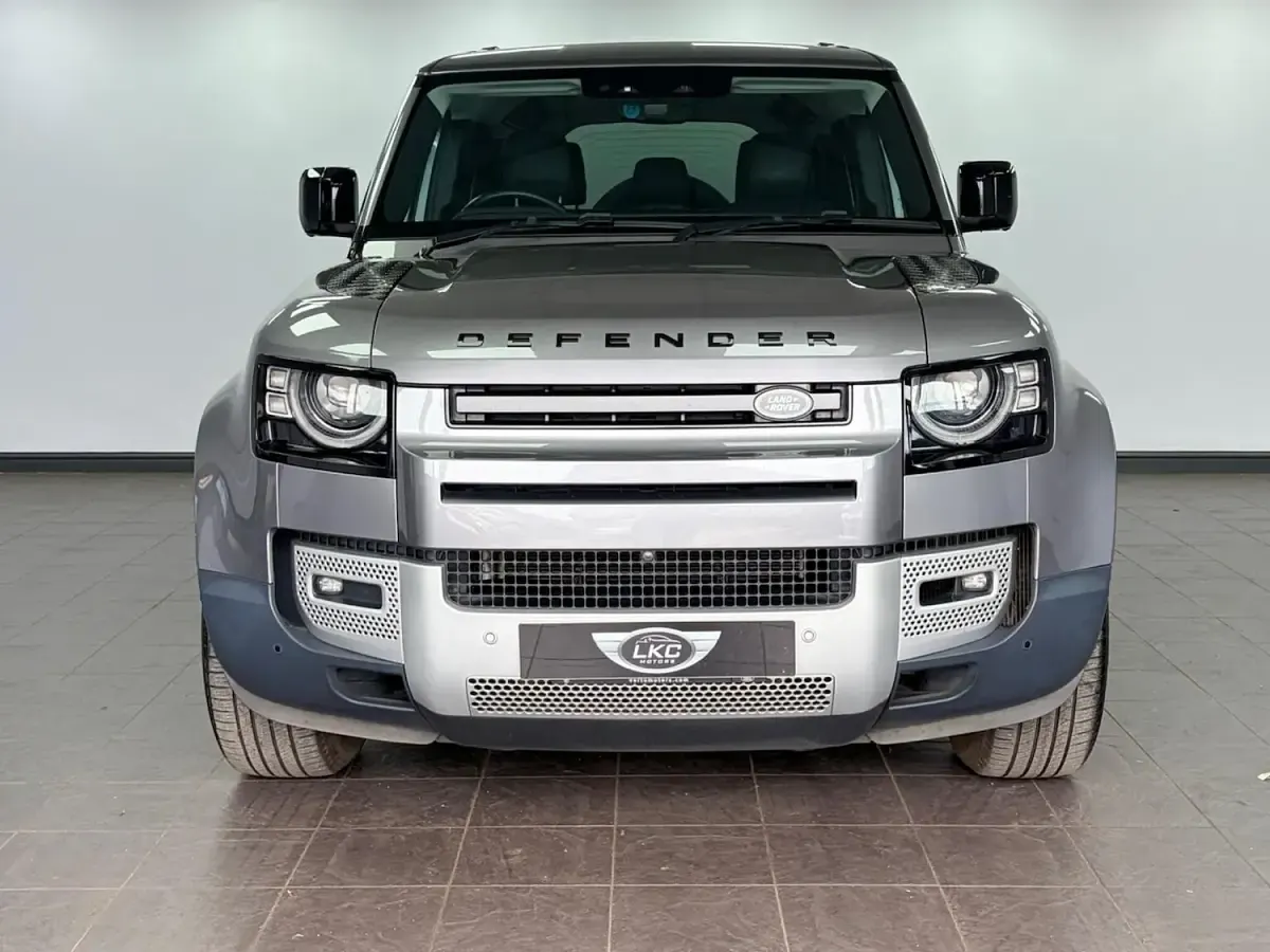 Used Land Rover Defender SE 2021 Grey SUV
