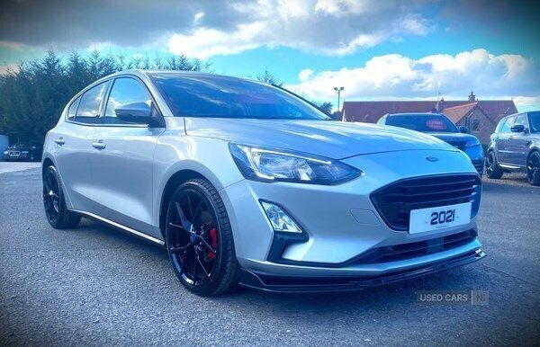 Silver Used 2021 Ford Focus Zetec Hatchback | £12,390 (Fair price) - Image 1/4
