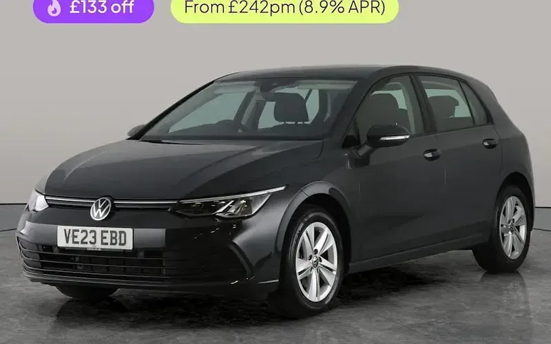 Used VW Golf VIII Life 131 HP (96 kW) 2023 Hatchback