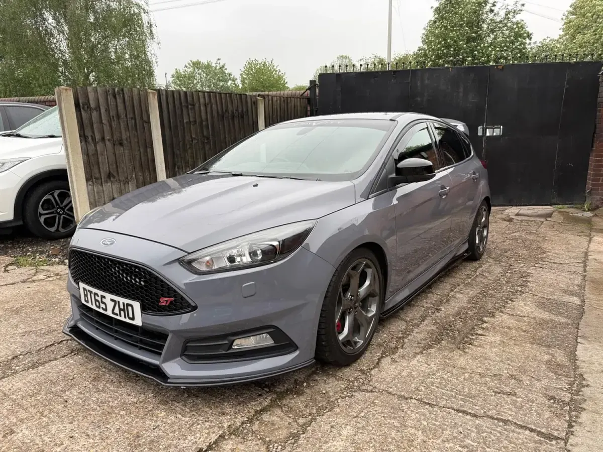 Used Ford Focus ST 2015 Grey Hatchback