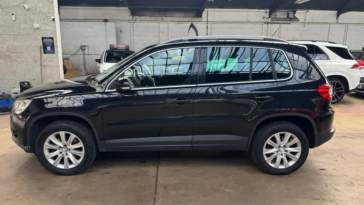 Used VW Tiguan SE 2010 Black SUV
