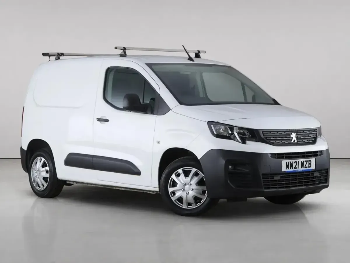 Used Peugeot Partner 131 HP (96 kW) 2021 MPV