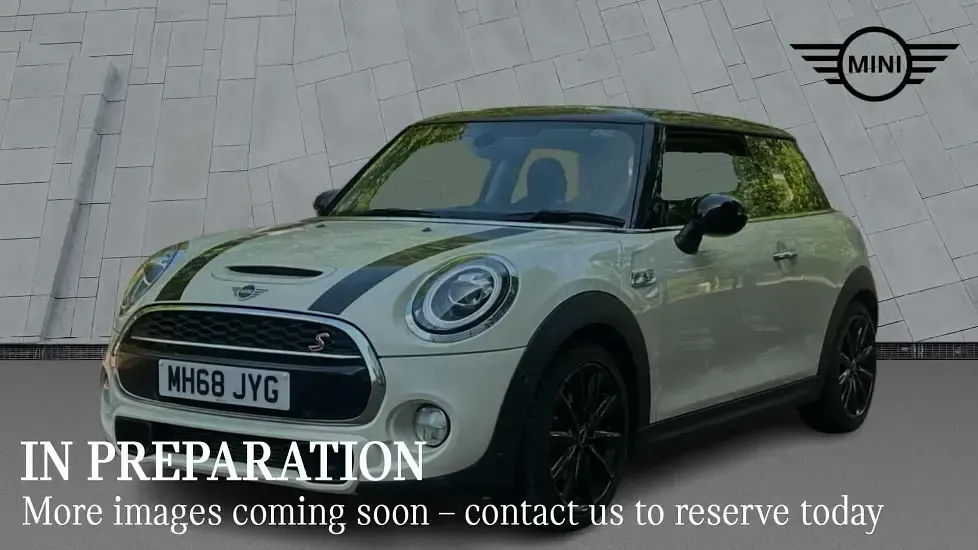 Used Mini Cooper S Classic 189 HP (139 kW) 2019 White Hatchback