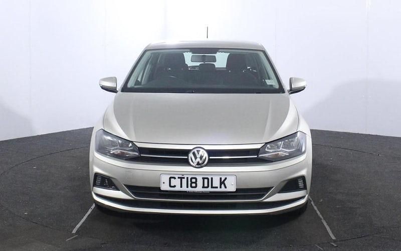 Used VW Polo SE 75 HP (55 kW) 2018 Silver Hatchback