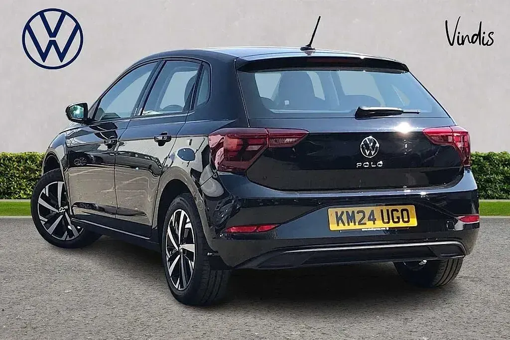 Used VW Polo Life 95 HP (69 kW) 2024 Black Hatchback