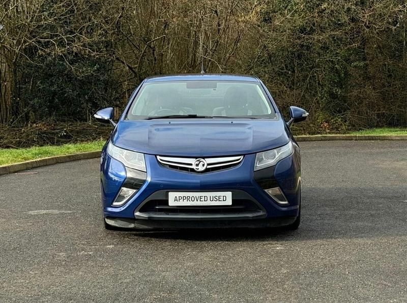 Used Vauxhall Ampera 111 kW (151 HP) 2013 Blue Hatchback