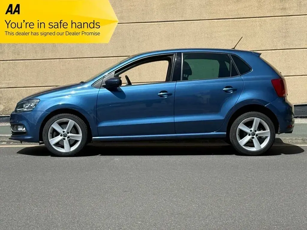 Used VW Polo SEL 110 HP (80 kW) 2015 Blue Hatchback