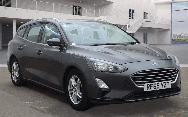 Used 2020 Ford Focus Zetec Estate | £8,990 (Super price) - Image 1/2