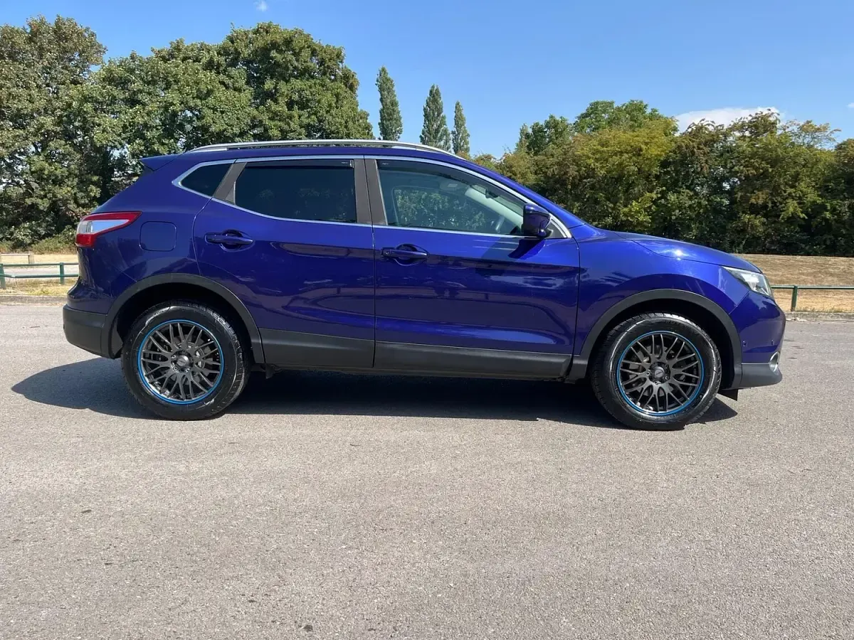 Used Nissan Qashqai Tekna 130 HP (95 kW) 2014 Blue SUV