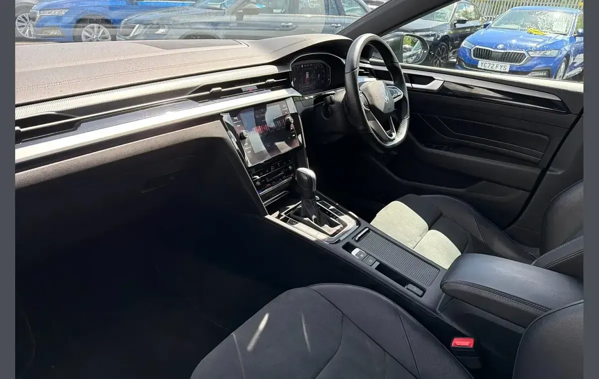 Second-hand VW Arteon R-line 190 CP (139 kW) 2023 Gri Berlinǎ